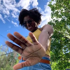 Meet your Posher, Farah